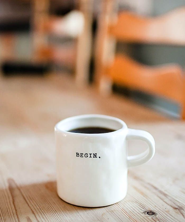 standard_0006_danielle-macinnes-IuLgi9PWETU-unsplash